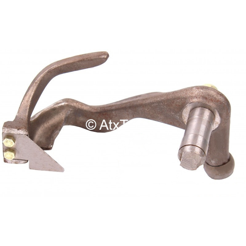rychag-nozha-vyazalnogo-apparata-sipma-z-224-v-sbore-3