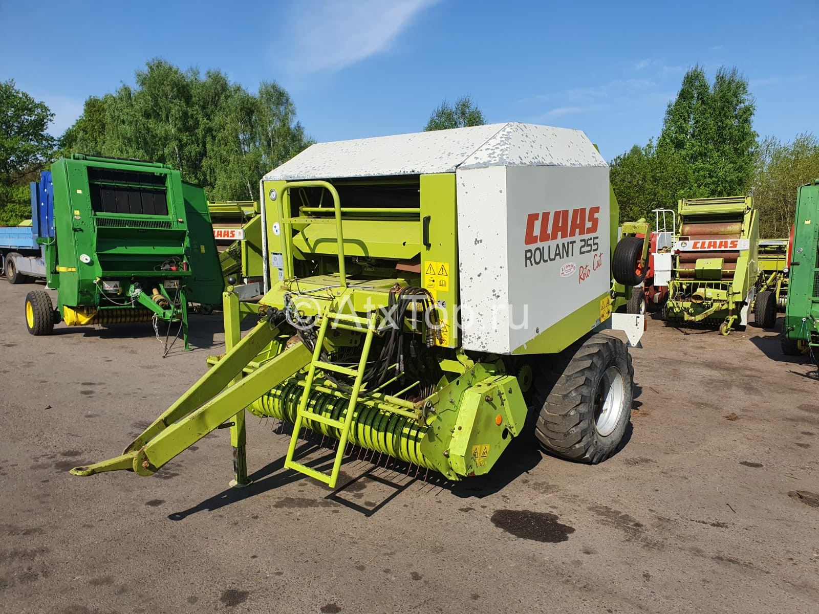 claas-rollant-255-3-10