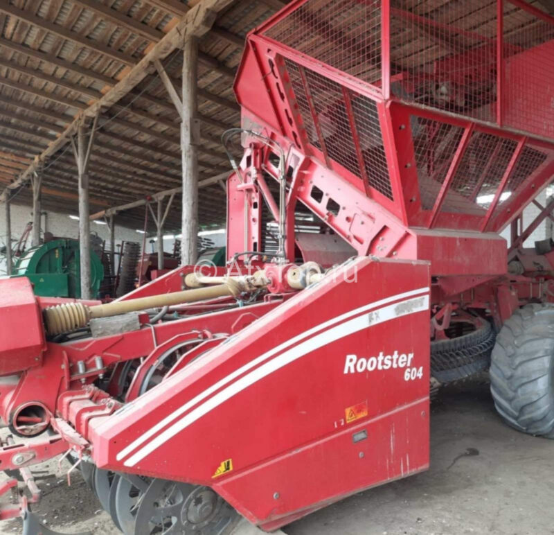 sveklouborochnaya-kombajn-grimme-rootster-604-3