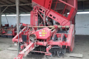 sveklouborochnaya-kombajn-grimme-rootster-604-4