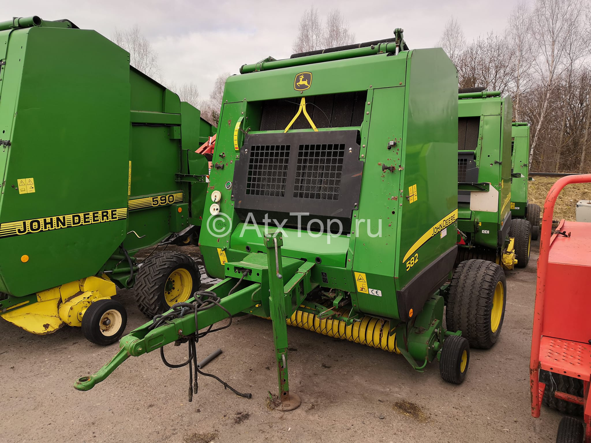 john-deere-582-5-17
