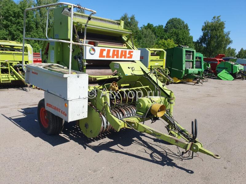 claas-rollant-44-7-2