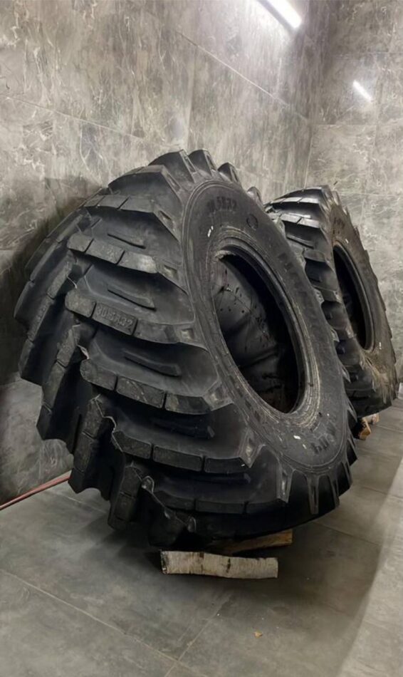 5350817858659152397
