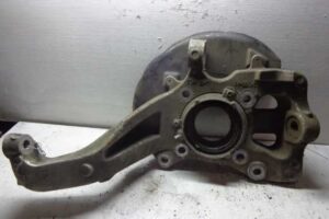 Изображение товара 800 - 00000800 kulak povorotnyj levyj Toyota Yaris