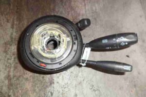 Изображение товара 1619 - 00001619 pereklyuchatel podrulevoj (strekoza) Ford Maverick