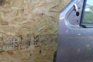 Изображение товара 2000 - 00002000 dver perednyaya levaya 