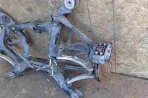 Изображение товара 2140 - 00002140 balka zadnyaya Toyota Corolla Matrix 2