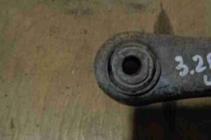 Изображение товара 3914 - 00003914 rychag zadnij pravyj Volvo 440 2