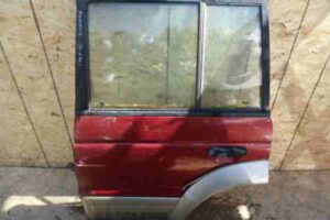 Изображение товара 4446 - 00004446 dver zadnyaya levaya Hyundai Santa Fe