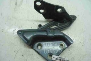 Изображение товара 4454 - 00004454 petlya kapota pravaya Toyota Corolla Matrix