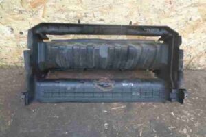 Изображение товара 5452 - 00005425 deflektor radiatora Audi A4 1