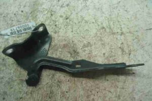 Изображение товара 6719 - 00006719 petlya kapota pravaya Citroen C5