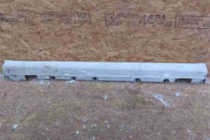 Изображение товара 14366 - 00014366 porog plastikovyj levyj Ford Transit