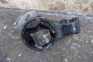 Изображение товара 14584 - 00014584 podushka krepleniya dvigatelya 