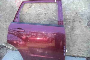 Изображение товара 15304 - 00015304 dver zadnyaya levaya Pontiac Vibe