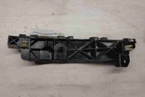 Изображение товара 16038 - 00016038 kronshtejn perednego bampera Mercedes CLA