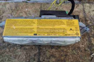 Изображение товара 19547 - 00019547 podushka bezopasnosti passazhira Toyota Carina E