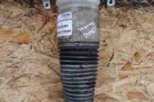 Изображение товара 24021 - 00024021 amortizator zadnij pravyj Toyota Corolla Matrix