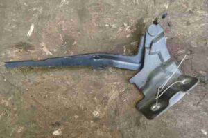 Изображение товара 24420 - 00024420 petlya kapota levaya Audi TT