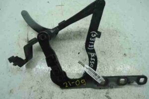 Изображение товара 28548 - 00028548 petlya kapota pravaya Ford Scorpio