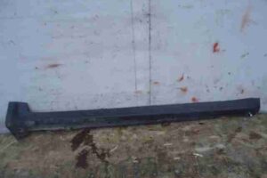 Изображение товара 28688 - 00028688 porog plastikovyj levyj Peugeot 306