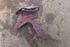 Изображение товара 30428 - 00030428 petlya kapota pravaya 