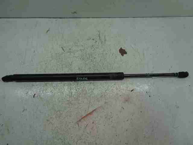 Изображение товара 30868 - 00030868 amortizator kryshki bagazhnika Hyundai i40