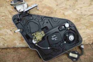 Изображение товара 31946 - 00031946 steklopodemnik zadnij levyj Hyundai H1