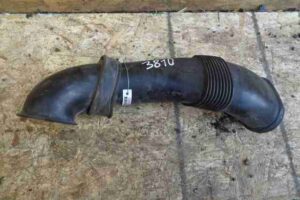 Изображение товара 33031 - 00033031 patrubok vozdushnogo filtra 