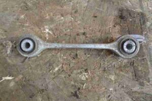 Изображение товара 33191 - 00033191 rychag perednij pravyj nizhnij Toyota Corolla Matrix