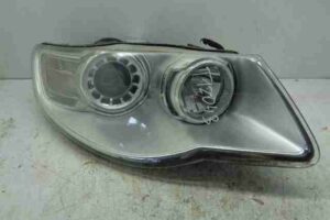 Изображение товара 40674 - 00040674 fara pravaya Toyota Corolla Matrix