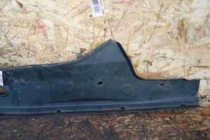 Изображение товара 44091 - 00044091 deflektor radiatora 3