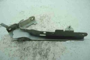 Изображение товара 45657 - 00045657 petlya kapota pravaya Hyundai i40