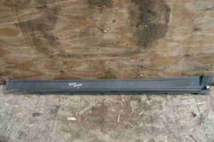 Изображение товара 47388 - 00047388 porog plastikovyj levyj Skoda Yeti