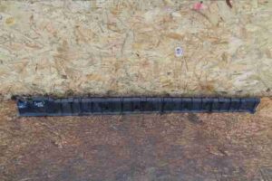 Изображение товара 48305 - 00048305 porog plastikovyj pravyj 