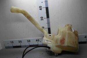 Изображение товара 61786 - 00061786 bachok omyvatelya Skoda Yeti