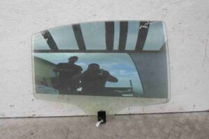 Изображение товара 66210 - 00066210 steklo dveri zadnej pravoj Ford Scorpio