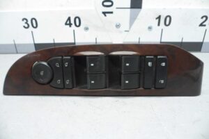 Изображение товара 66505 - 00066505 knopka steklopodemnika 