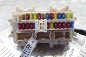 Изображение товара 66633 - 00066633 blok predokhranitelej Toyota Hiace 3