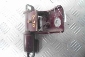 Изображение товара 70699 - 00070699 petlya dveri zadnyaya BMW 4 Series 1