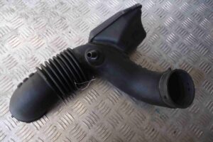 Изображение товара 73832 - 00073832 patrubok vozdushnogo filtra 