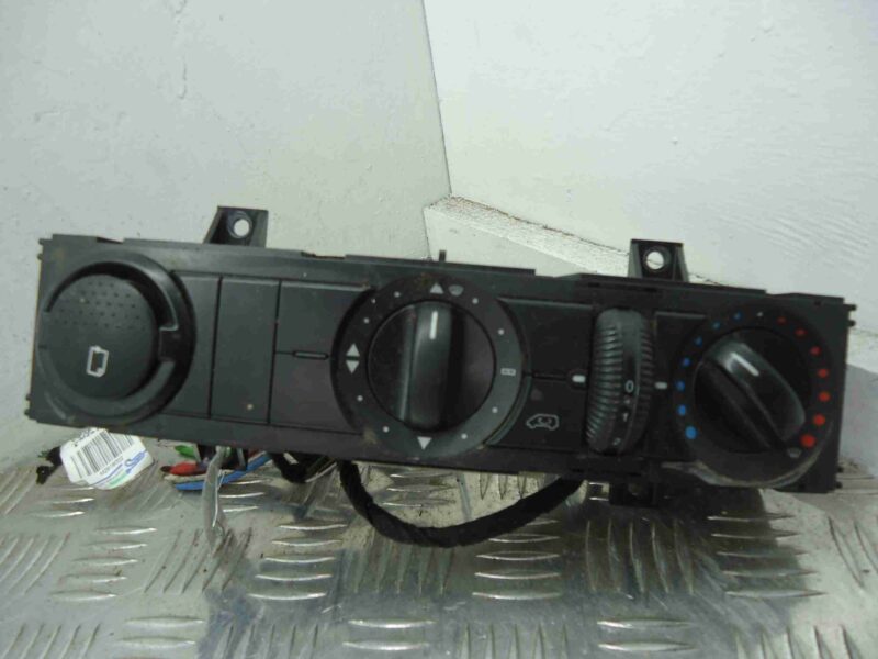 Изображение товара 76943 - 00076943 pereklyuchatel otopitelya Toyota Celica