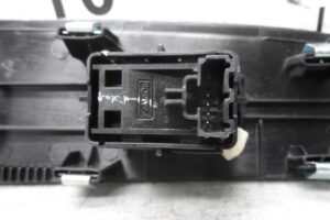 Изображение товара 78228 - 00078228 knopka steklopodemnika Chevrolet Aveo 1