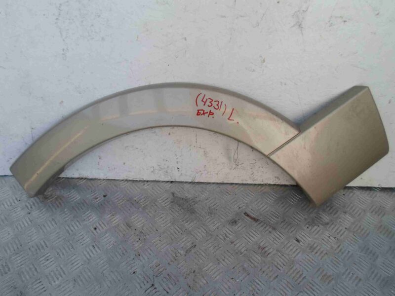 Изображение товара 79037 - 00079037 nakladka zadnego levogo kryla BMW 4 Series