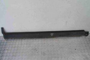 Изображение товара 80449 - 00080449 porog plastikovyj pravyj Ford Kuga 1