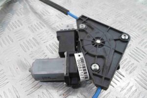 Изображение товара 82127 - 00082127 steklopodemnik zadnij levyj Bentley Continental 3