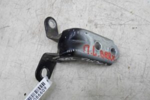 Изображение товара 86609 - 00086609 petlya dveri perednyaya Mercedes CLA