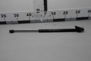 Изображение товара 94834 - 00094834 amortizator kryshki bagazhnika Alfa Romeo 146