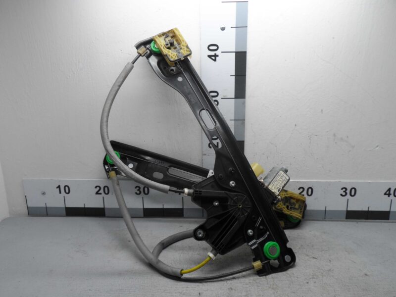 Изображение товара 97061 - 00097061 steklopodemnik perednij levyj Chevrolet Aveo 1