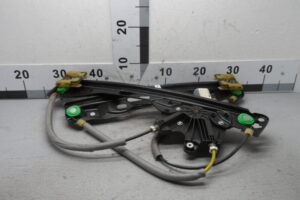 Изображение товара 97061 - 00097061 steklopodemnik perednij levyj Chevrolet Aveo